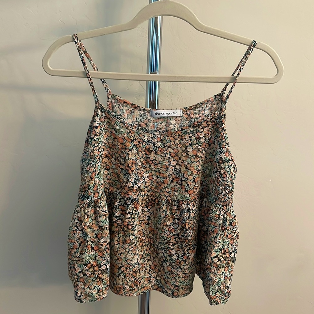 S Flowy Floral Tank